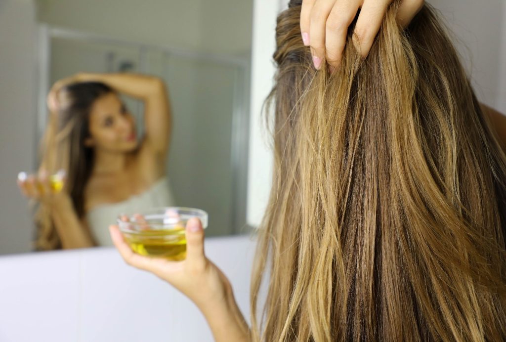 Ozonated Oils: A Breath of Fresh Air for Your Hair